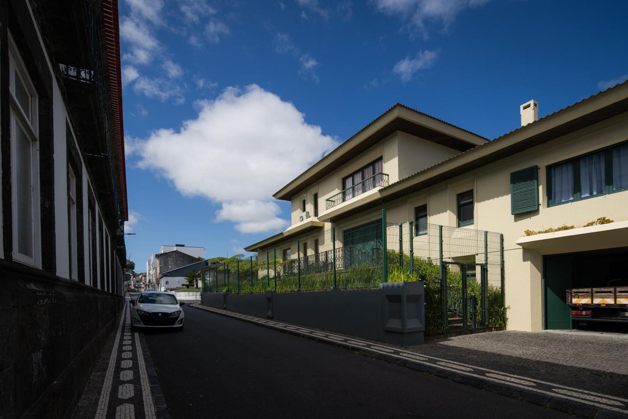 Ponta Delgada Casa Dos Arcos - Studios & Pool מראה חיצוני תמונה